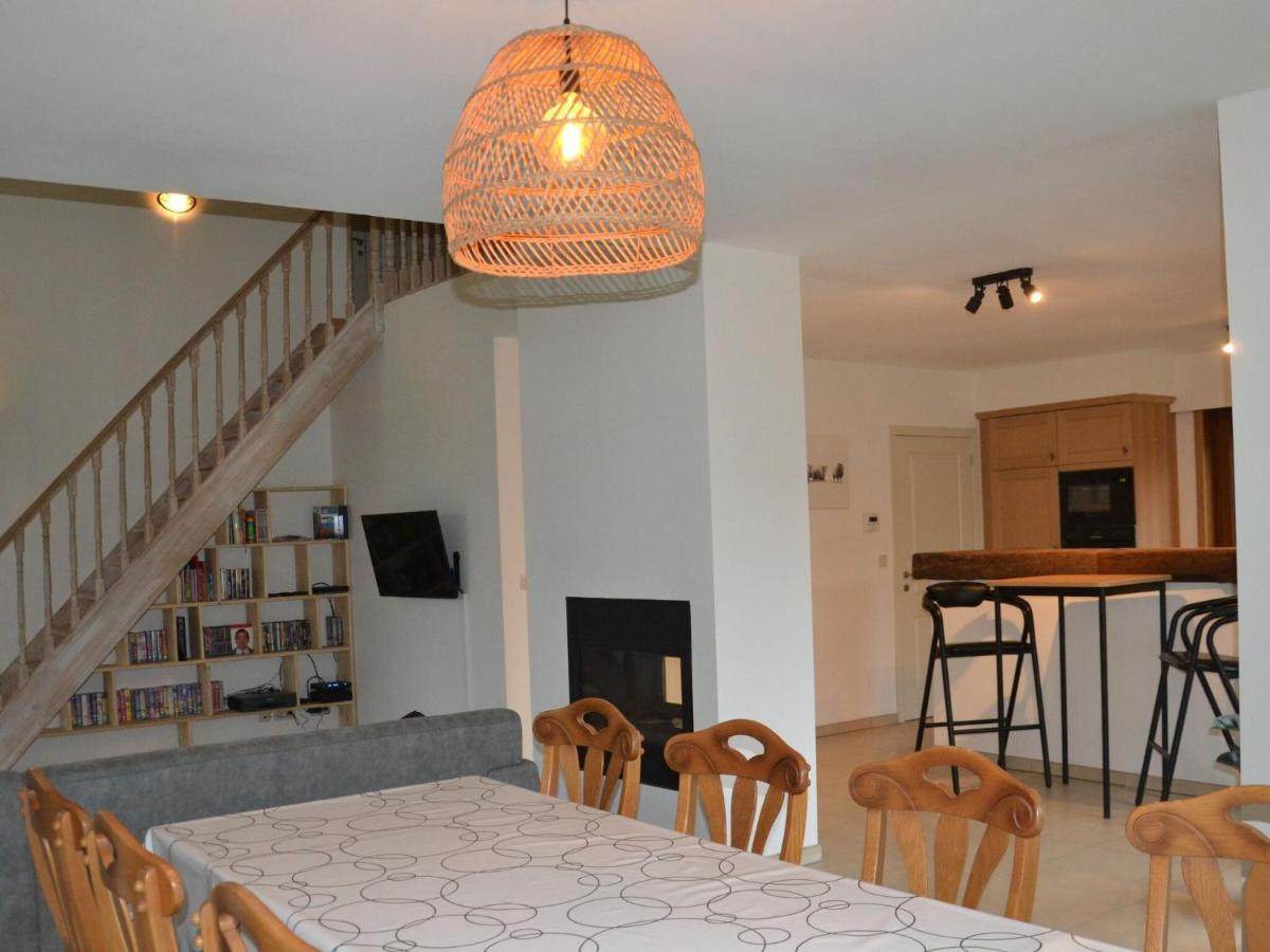 Welcoming Villa In Puivelde With Terrace Garden Barbeque Exterior foto